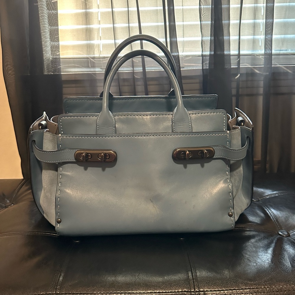 Coach Double Swagger